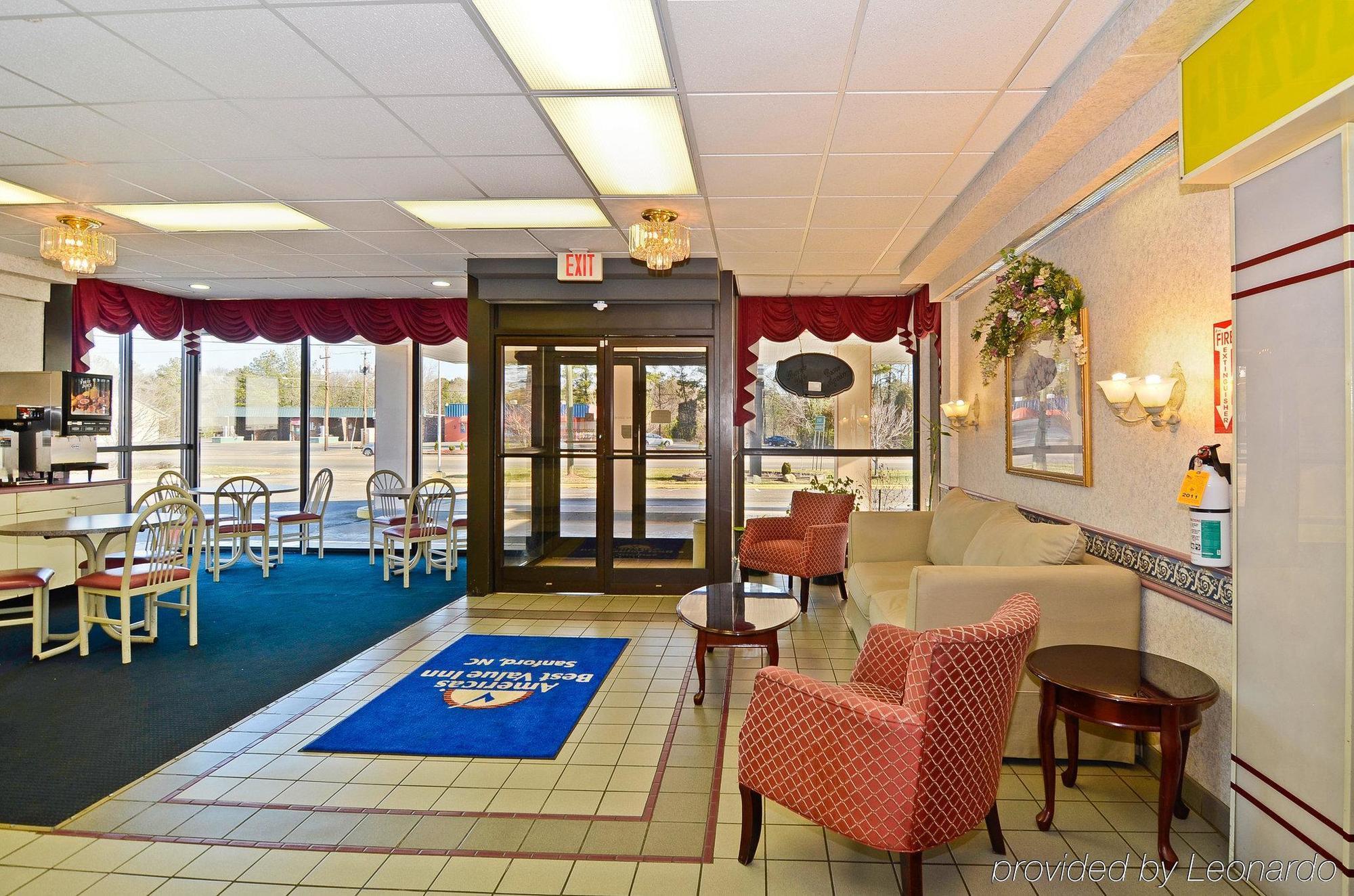 The Sanford Inn מראה פנימי תמונה